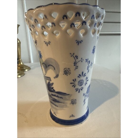 Vintage Delftware Royal Twickel Holland Blue White Pierced Windmill 6" Vase - Picture 5 of 7